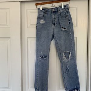 RIPPED JEANS MEDIUM WASH
